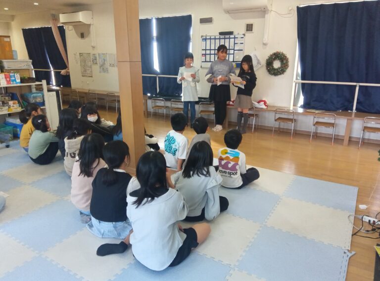 ちょっと早いクリスマス会をしたよー